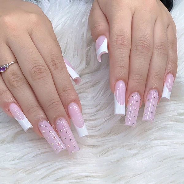 Alo Nails And Spa