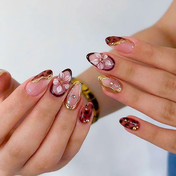 Alo Nails And Spa